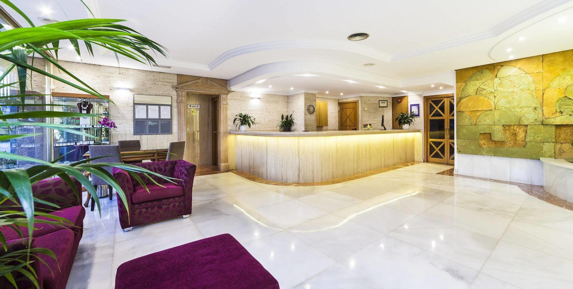 Globales Palace (adults Only) Hotell